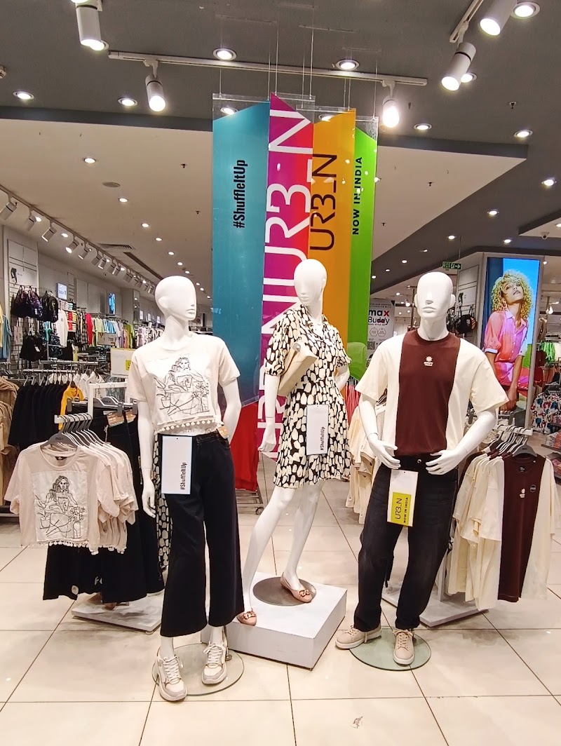 Max - Max 2nd Floor, The great india place mall, Sector 38, Noida, Uttar Pradesh 201303, India