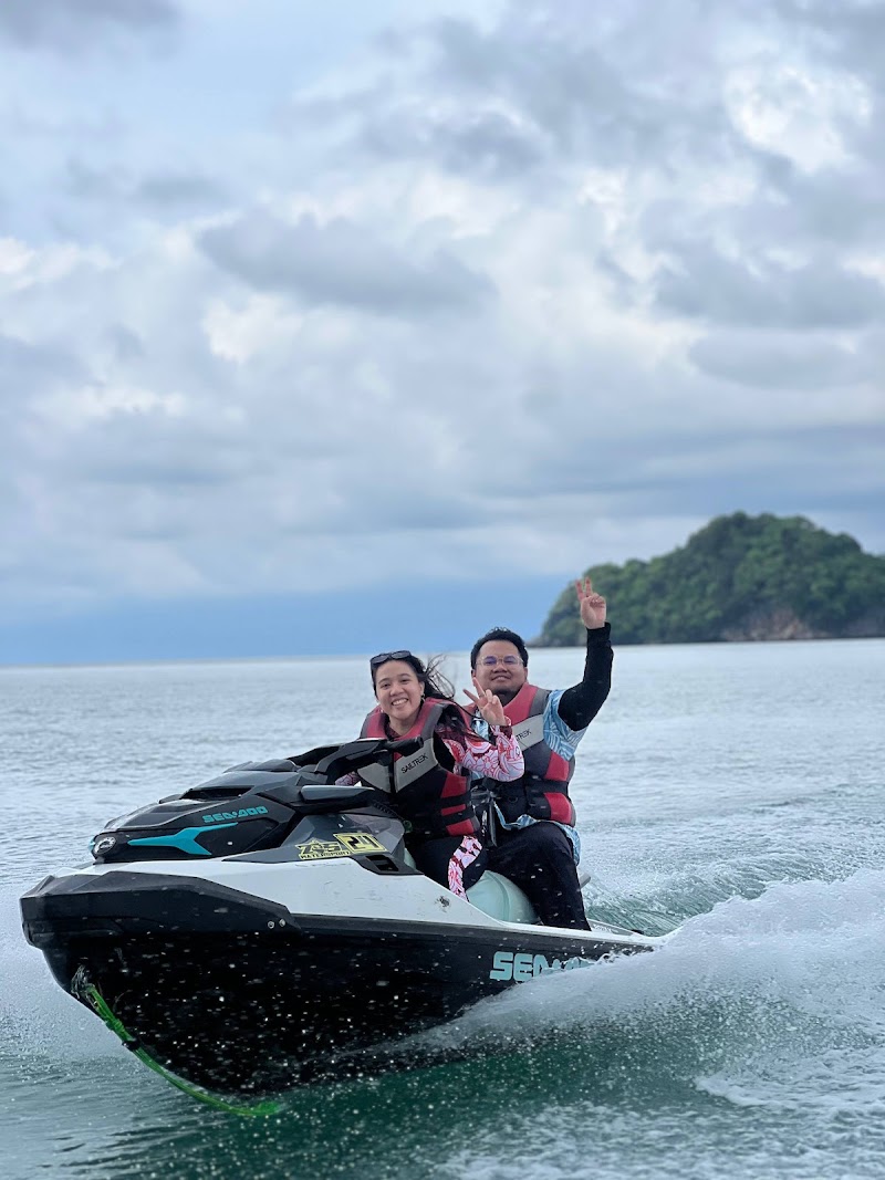ZS Water Sports Langkawi - ZS Water Sports Langkawi, No 13, Beach Behind AB Motel Pantai Cenang, 07000 Langkawi, Kedah, Malaysia