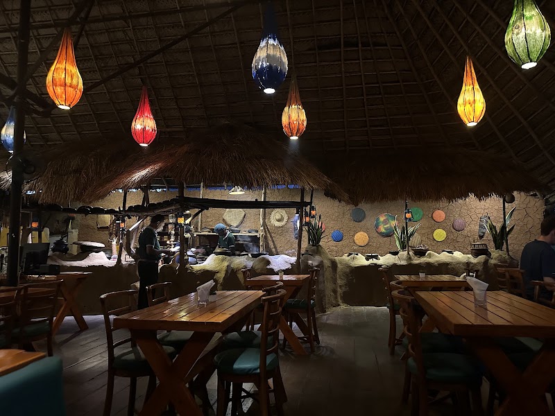 Smoky Kitchen - Smoky Kitchen No 100 Hambantota Road, Tissamaharama 82600, Sri Lanka