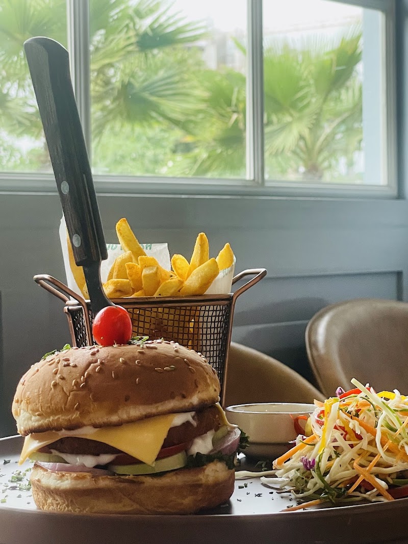 G-Town Cafe 65 - All Day Diner - G-Town Cafe 65 - All Day Diner M3M T Point, Golf Course Ext Rd, Medawas, Sector 65, Gurugram, Haryana 122101, India