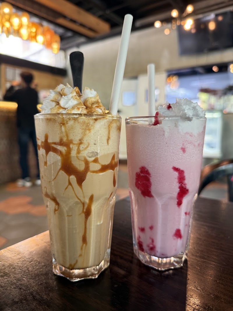 Iris Cafe HSR - Iris Cafe HSR 17/J, 18th Cross Rd, Sector 3, HSR Layout, Bengaluru, Karnataka 560102, India