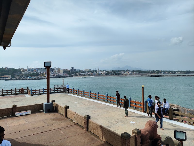 Kanyakumari beach - Kanyakumari beach, Vavaturai Beach Rd, Kanniyakumari, Tamil Nadu 629702, India