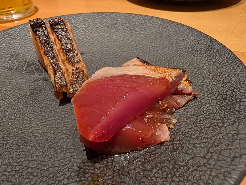 Manten Sushi Marunouchi - Manten Sushi Marunouchi, ブリックスクエア, B1F, 2-chōme-6 Marunouchi, Chiyoda City, Tokyo 100-6990, Japan