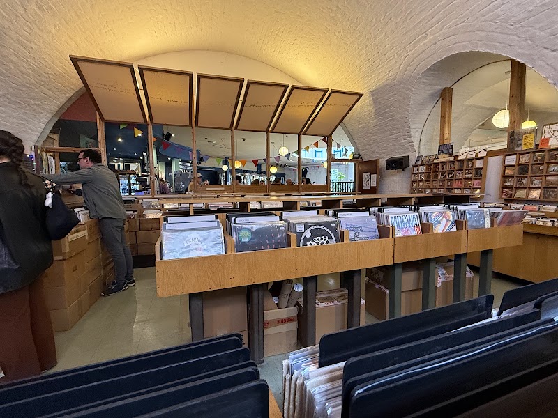 Monorail Music - Monorail Music 12 97, Kings Court, 95 King St, Glasgow G1 5RB, UK
