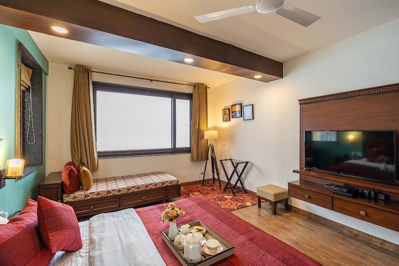 StayVista at Arncliff Villa in Mussoorie | 2 BHK Premium Holiday Home - StayVista at Arncliff Villa in Mussoorie | 2 BHK Premium Holiday Home F32M+H3, The Mall Road, Mussoorie, Uttarakhand 248179, India