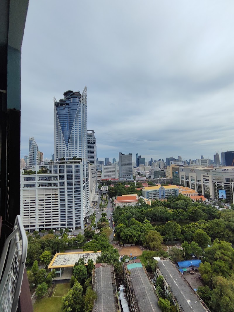 Grand Diamond Suites Hotel