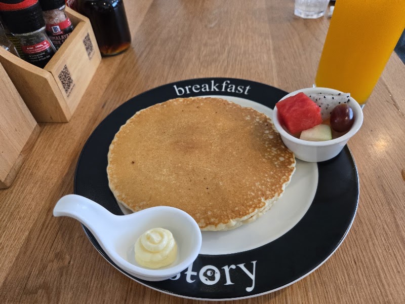 Breakfast Story Eleven - Breakfast Story Eleven 23/2 Sukhumvit Rd, Klong Tan Nua, Watthana, Krung Thep Maha Nakhon 10110, Thailand