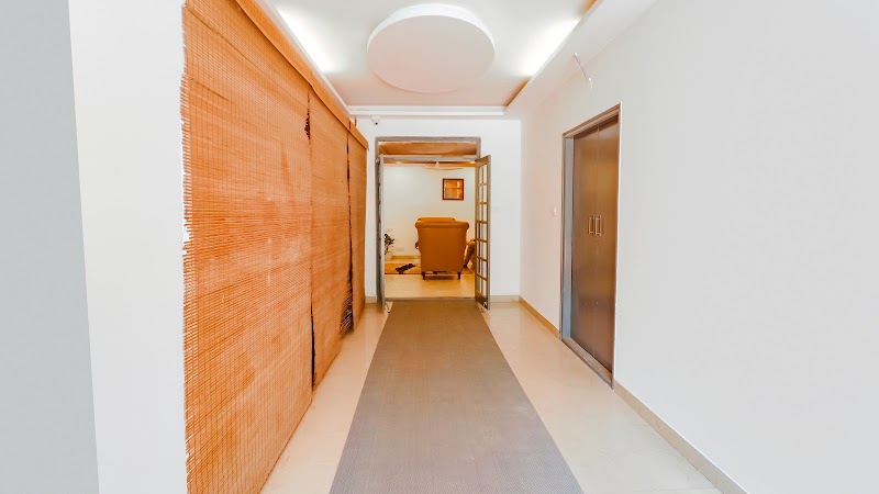 FabExpress Athasri Inn HSR - Hotel in HSR Layout, Bangalore - FabExpress Athasri Inn HSR - Hotel in HSR Layout, Bangalore, L-157, 3'B, Main, 14th Cross Rd, Sector 6, HSR Layout, Bengaluru, Karnataka 560102, India