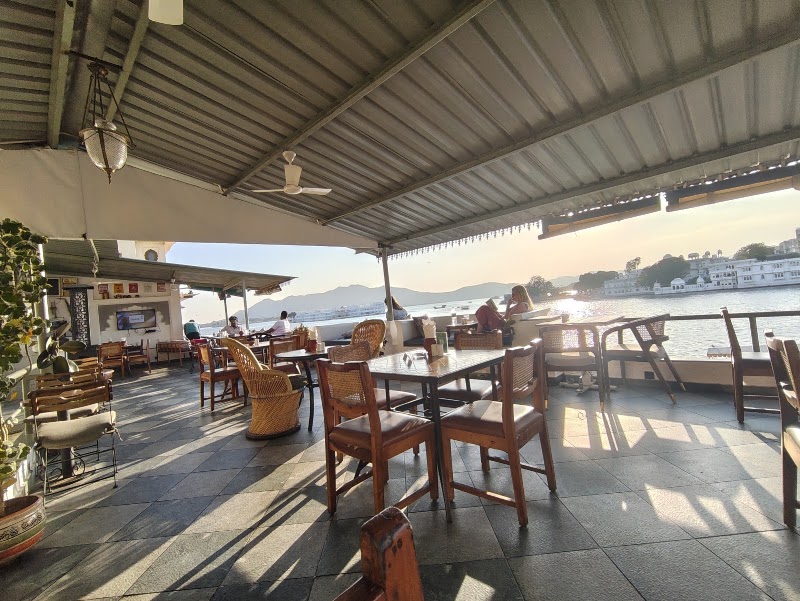 Rainbow Restaurant - Rainbow Restaurant 27-28, Lal Ghat Road, Near Jagdish Temple, Behind, Udaipur, Rajasthan 313004, India
