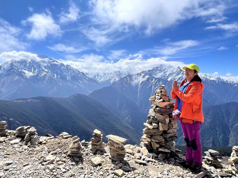 Meili Snow Mountain Lookout - Meili Snow Mountain Lookout, CWW6+GGH, Deqen, Diqing Tibetan Autonomous Prefecture, Yunnan, China, 674599