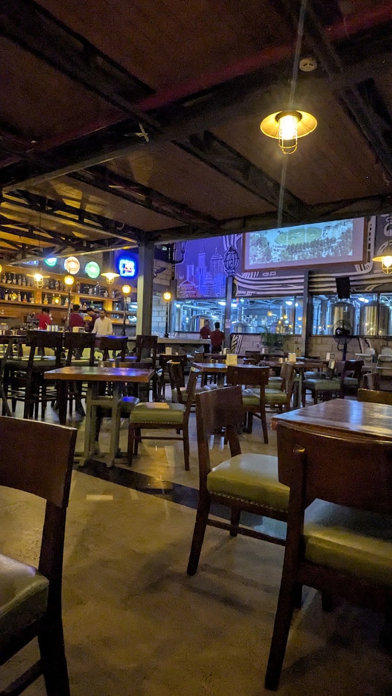 Vapour Brewpub and Diner - Vapour Brewpub and Diner 7th Bren Mercury, Sarjapur - Marathahalli Rd, Above Reliance Digital, Kaikondrahalli, Bengaluru, Karnataka 560035, India