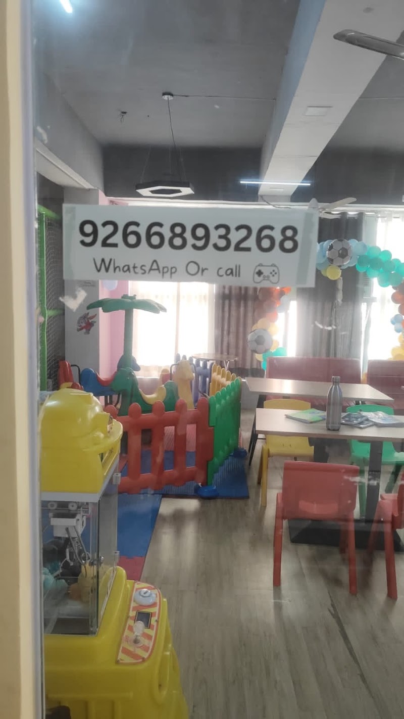 Zippi Zone - Zippi Zone 2nd floor, Supertech mart, SUPERTECH ECO VILLAGE-2, near ek murti chowk, Greater Noida West, Eco Village 2, Ghaziabad, Uttar Pradesh 201306, India