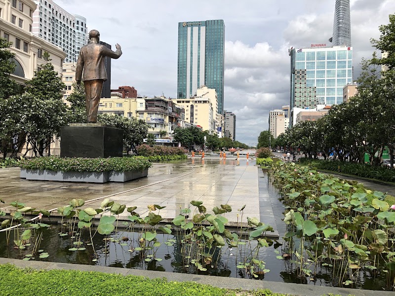 Nguyen Hue Walking Street - Nguyen Hue Walking Street, QPF3+JF9, Sai Gon, Ho Chi Minh, Vietnam