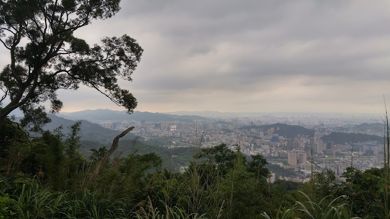 Taipei Zoo South Station - Taipei Zoo South Station, 116, Taiwan, Taipei City, Wenshan District, 萬興里新光路2段30-2號