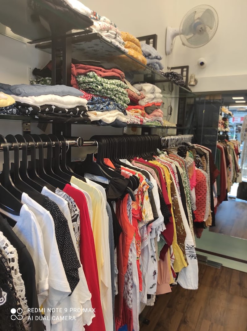 Clothes Etc - Clothes Etc Shop No 12, Ground floor Crystal shoppers paradise 33rd road, Off Linking Rd, Bandra West, Mumbai, Maharashtra 400050, India
