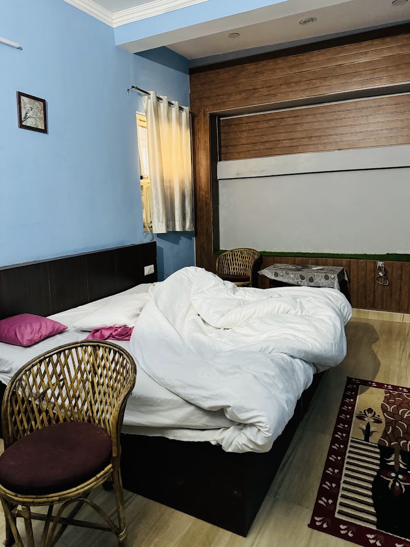 Hotel Devoy inn - Hotel Devoy inn 3/1, Tapovan, Rishikesh, Uttarakhand 249192, India
