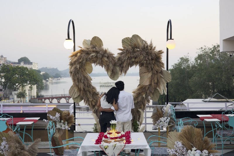 Mannat Cafe & Restaurant - Mannat Cafe & Restaurant 1, Chandpole Bridge, Ambamata, Udaipur, Rajasthan 313004, India