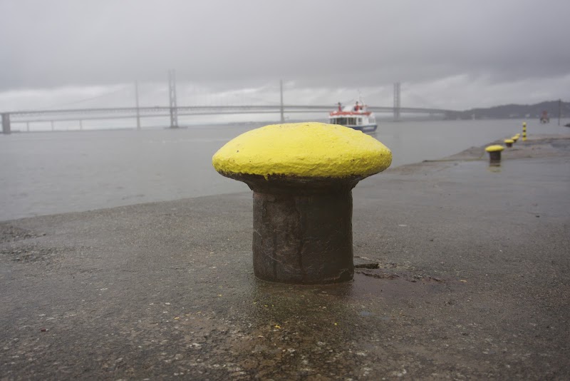 Forth Bridge Memorial, South Queensferry - Forth Bridge Memorial, South Queensferry, Queensferry, South Queensferry EH30 9TB, UK