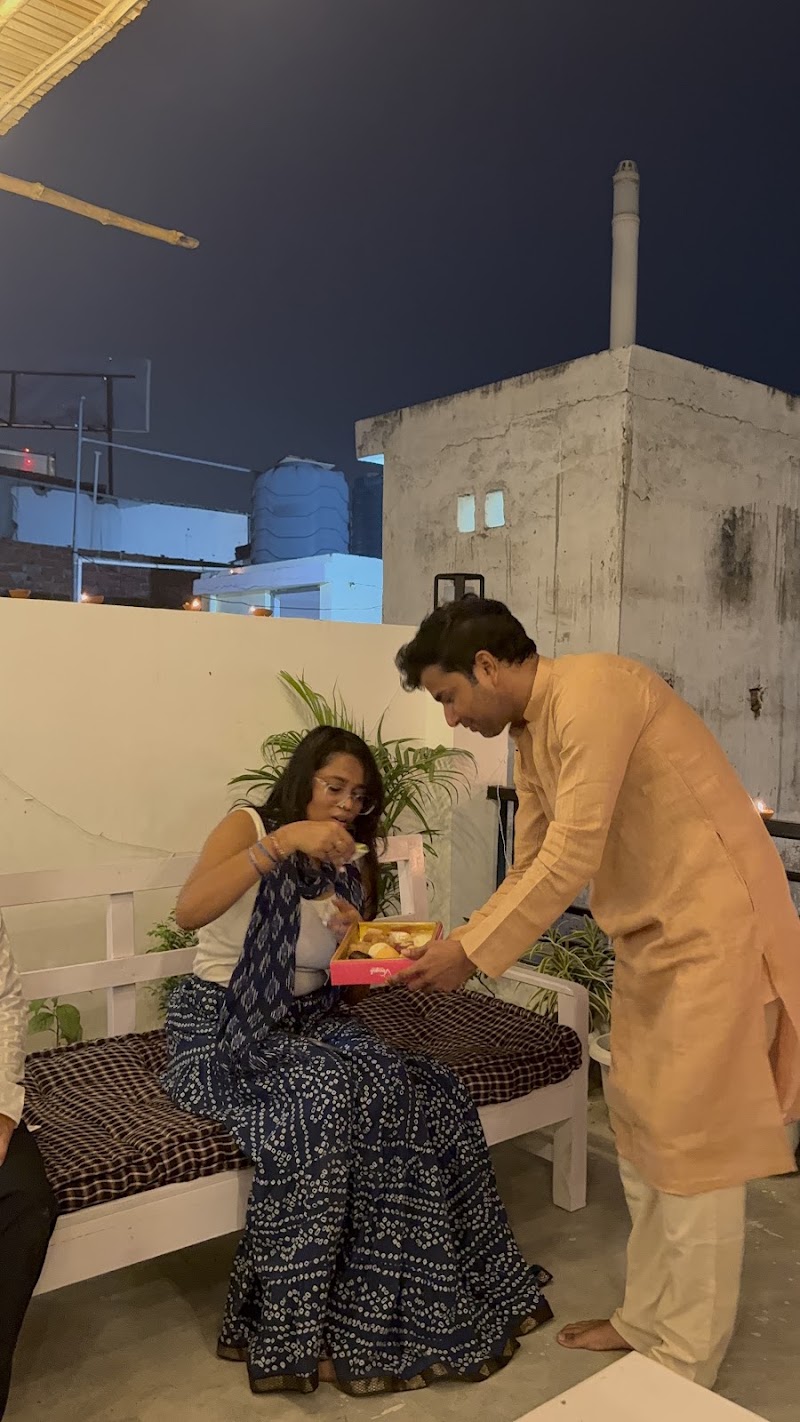 Sair Hostel - 100m from Assi Ghat - Sair Hostel - 100m from Assi Ghat B-30/252, Nagwa Rd, Near Assi Ghat, Dumraon Colony, Varanasi, Uttar Pradesh 221005, India