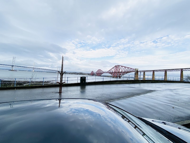 Forth Bridges Viewpoint - South Queensferry Car Park - Forth Bridges Viewpoint - South Queensferry Car Park, Newhalls Rd, Queensferry, South Queensferry EH30 9LE, UK