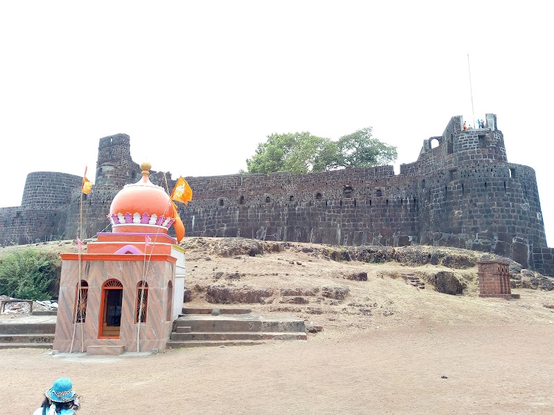 Vijaydurg Fort - Vijaydurg Fort, H86M+F5H, Maharashtra State Highway 4, Fort, Vijaydurg, Maharashtra 416806, India