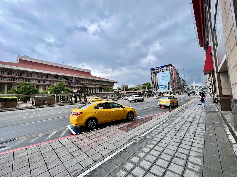 Taipei Station - Taipei Station, Zhongzheng District, Taipei City, Taiwan 100
