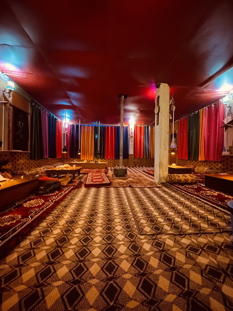 Old Trafford Cafe & stay - Old Trafford Cafe & stay Pulga, Kasol, Sosan, Himachal Pradesh 175105, India