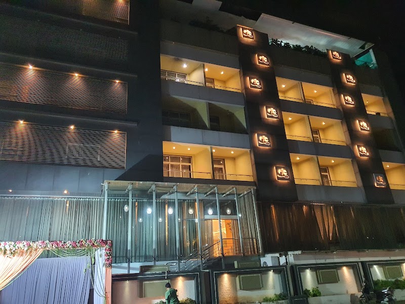 Hotel Rangoli Pearl - Hotel Rangoli Pearl Nawathe Stop, Badnera Rd, Vidhya Vihar Colony, Navathe Nagar, Amravati, Maharashtra 444605, India