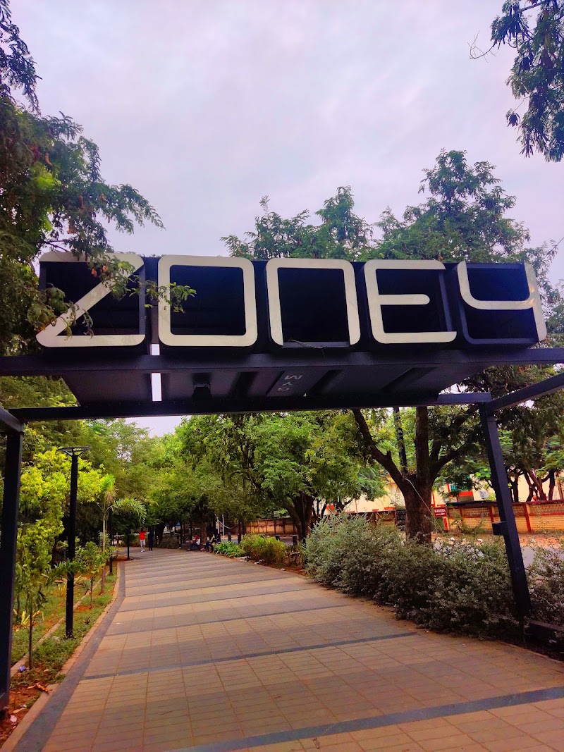 Race Course Walking Track - Race Course Walking Track 2X2F+9FF, Race Course, Coimbatore, Tamil Nadu 641018, India