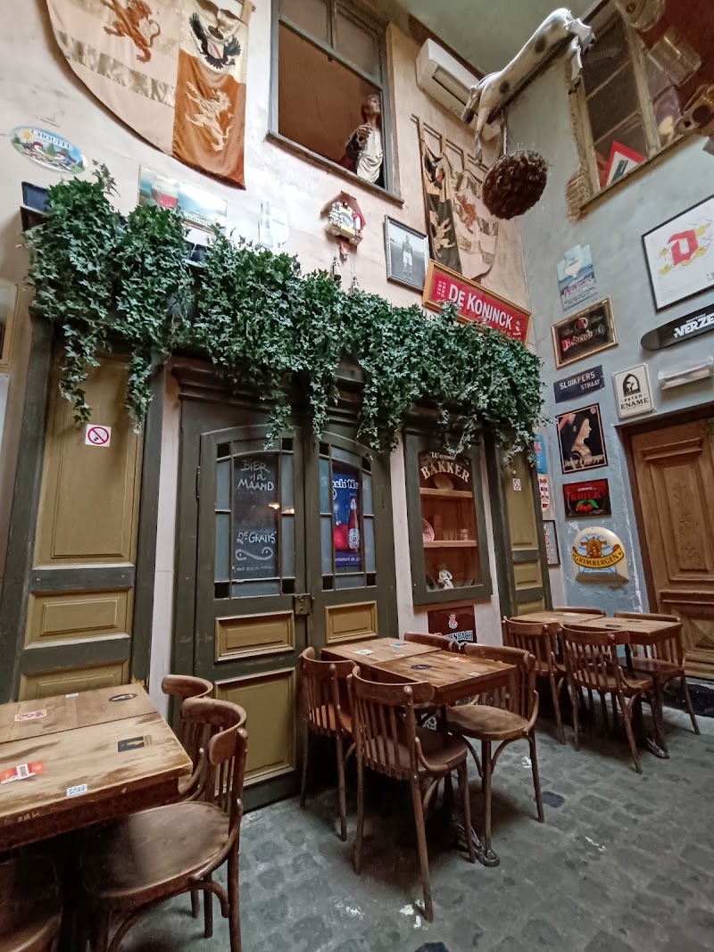 Dulle Griet - Dulle Griet, Vrijdagmarkt 50, 9000 Gent, Belgium