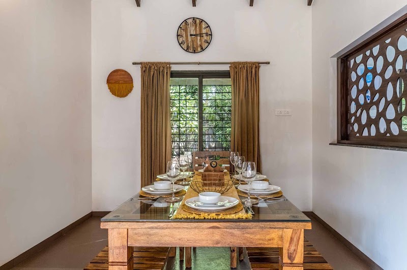StayVista at Farmhouse Retreat | Premium Villa with Pool in Nashik - StayVista at Farmhouse Retreat | Premium Villa with Pool in Nashik, Farmhouse Retreat Dugaon, Road, Manoli, Nashik, Maharashtra 422203, India