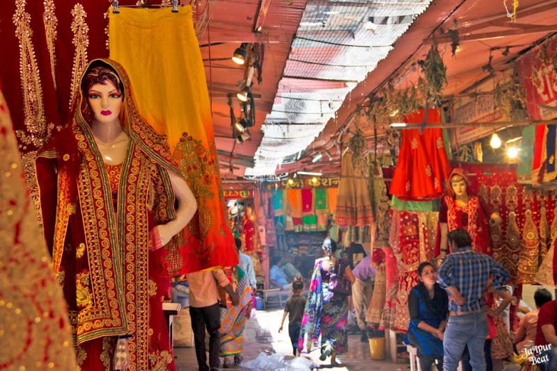 Rudraksha sarees - Rudraksha sarees, QRMC+RG8 india gate, 28, Narayan Vihar, Sukhpuria, Sitapura, Jaipur, Rajasthan 302033, India