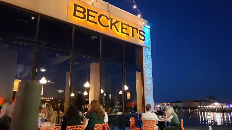 Becket's - Becket's Corner of Jackson & Fox River) parking lot off Jackson, 2 Jackson St, Oshkosh, WI 54901, USA