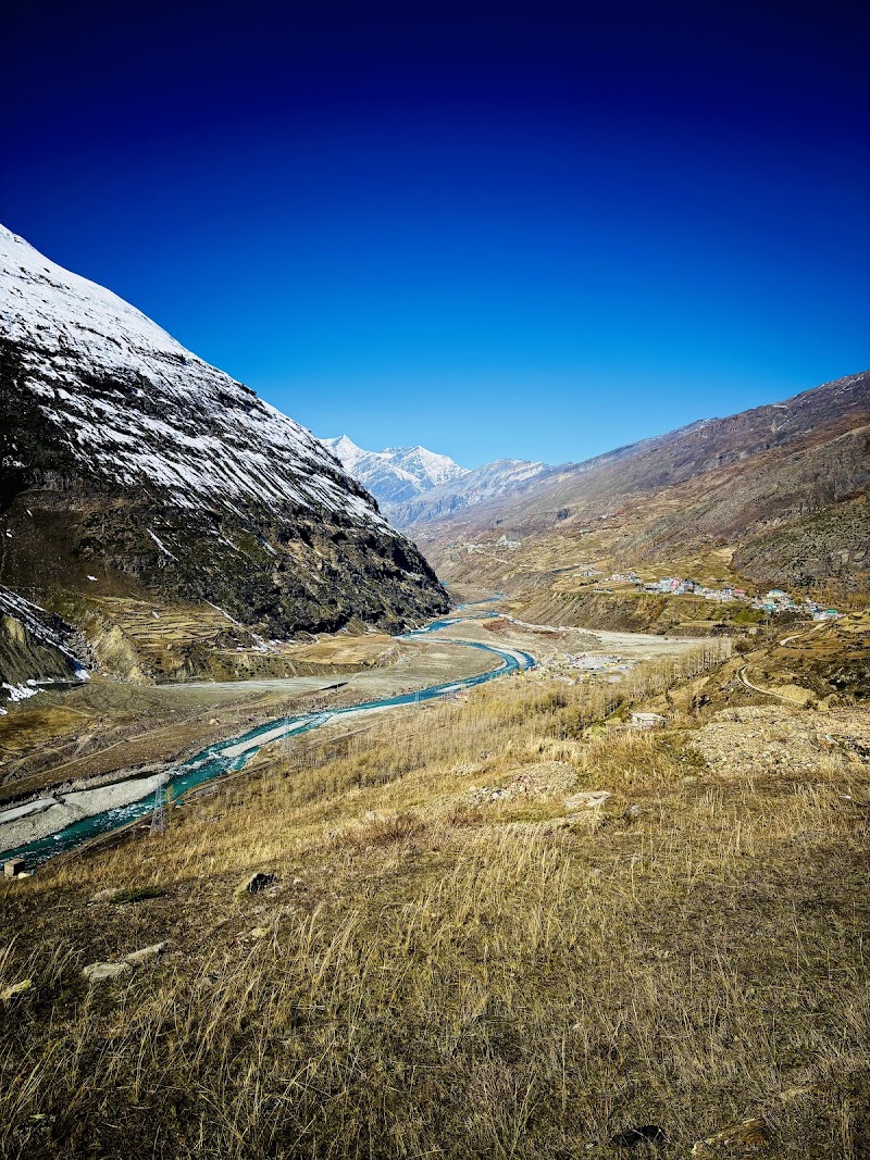 Sissu - Sissu F4M7+6JR, Manali - Leh Hwy, Himachal Pradesh 175140, India