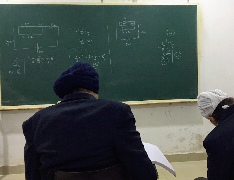 GRAVITY INSTITUTE | IIT JEE, NEET, FOUNDATION, BOARDS CLASS (9th,10th,11th,12th)