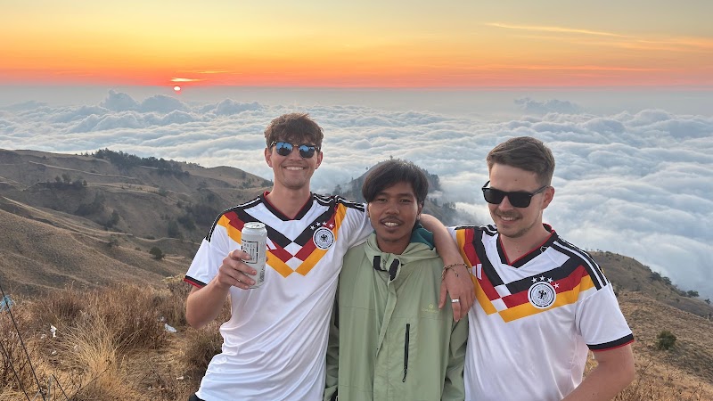 Rinjani Trek Adventure | Mount Rinjani Tour guide Company, Lombok trekking package information - Rinjani Trek Adventure | Mount Rinjani Tour guide Company, Lombok trekking package information, Jl. Pariwisata, dusun magling, Senaru, Kec. Bayan, Kabupaten Lombok Utara, Nusa Tenggara Bar. 83354, Indonesia