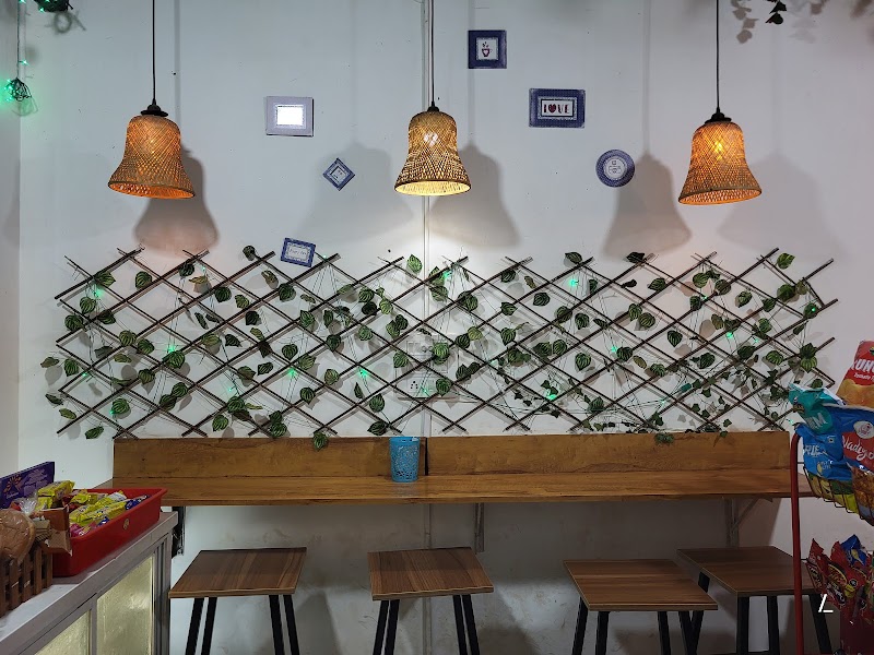 MCOM SANDWICH CAFE - MCOM SANDWICH CAFE Old Dhamtari Rd, near SMART Point, Dunda, Raipur, Chhattisgarh 492015, India