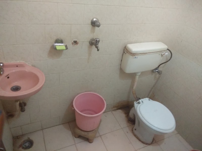 Hotel good luck - Hotel good luck, Super Speciality Hospital, Great Eastern Rd, above Central Bank Main Branch, beside Lalganga Shopping Mall, Raipur, Chhattisgarh 492001, India