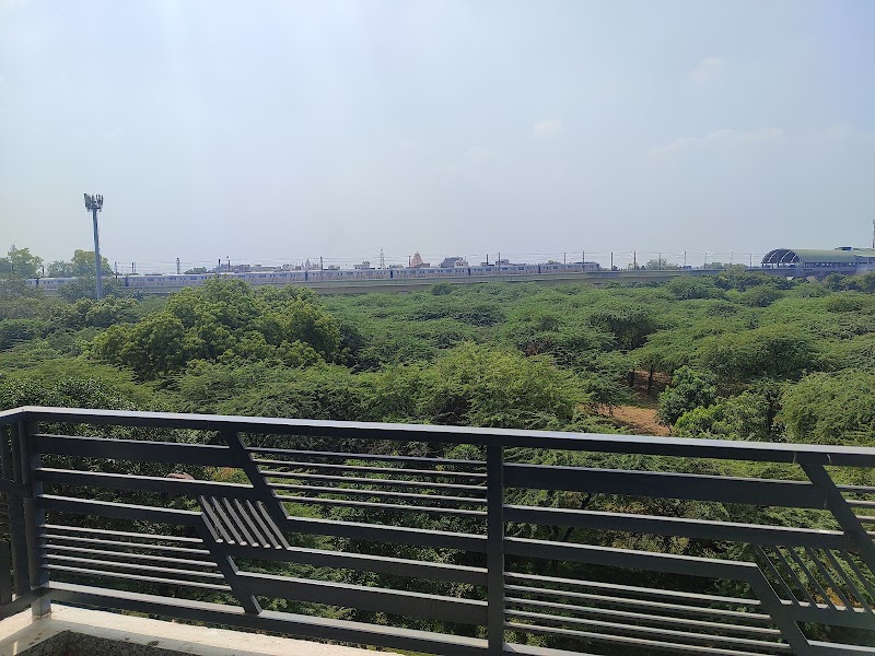 Royal Green Apartments - Royal Green Apartments, Andheria Mod, Mehrauli-Gurgaon Rd, Desu Colony, Vasant Kunj, New Delhi, Delhi 110070, India
