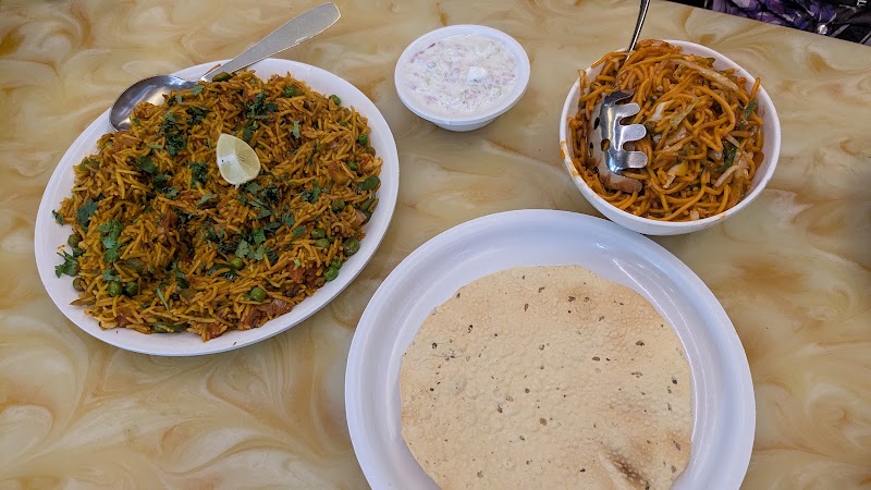Amrut Sagar Fast Food - Amrut Sagar Fast Food Rizvi Place Society, 31, Hill Rd, opp. Marks & Spencer Showroom, Santosh Nagar, Bandra West, Mumbai, Maharashtra 400050, India