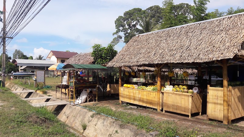 Isaan diaspora restaurant - Isaan diaspora restaurant P2G2+82W, Ko Pha-ngan, Ko Pha-ngan District, Surat Thani 84280, Thailand