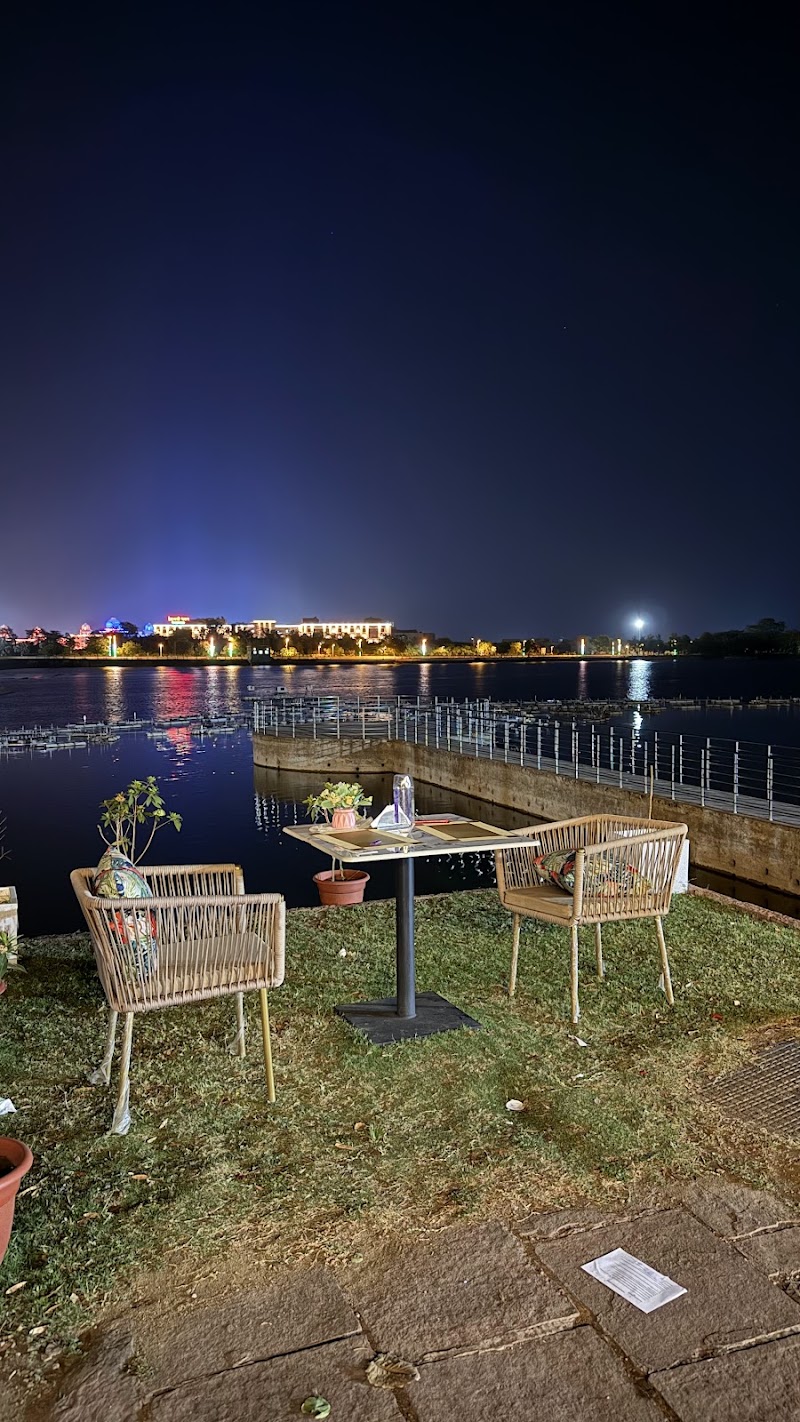 SKY DOOR RESTAURANT & CHAAT CHOPATI - SKY DOOR RESTAURANT & CHAAT CHOPATI, Musical fountain, Sector 19, Kotara Bhantha, Atal Nagar-Nava Raipur, Chhattisgarh 492018, India