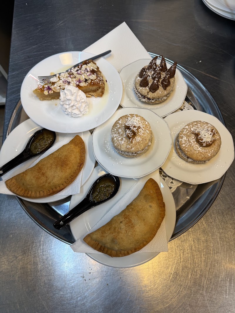 Rústic Food & Good - Rústic Food & Good 48 Rye Ln, London SE15 5BY, UK