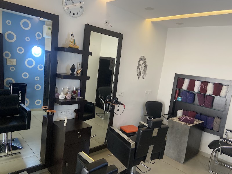 Ruby's Unisex and Family Salon - Ruby's Unisex and Family Salon 10 Jal Vihar Colony, Panchsheel Nagar, Jal Vihar Colony, Civil Lines, Raipur, Chhattisgarh 492001, India