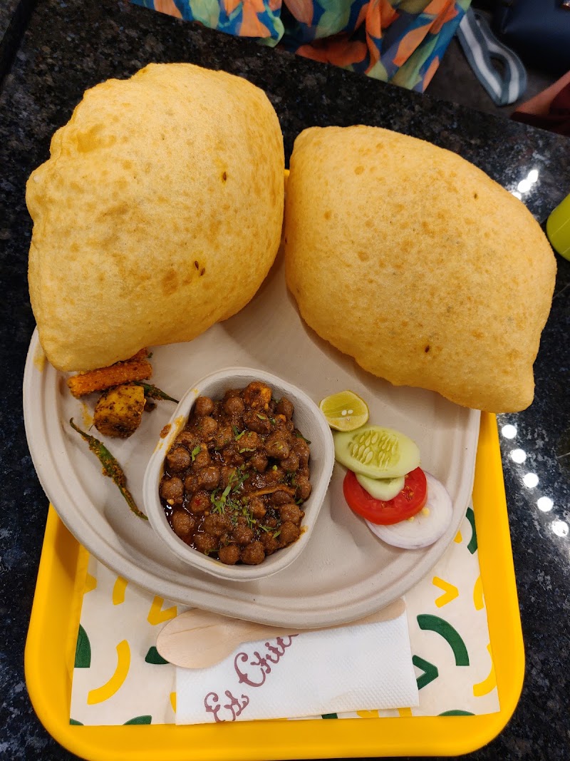 Veggie Veg - Veggie Veg 1st Floor, 142/32, Mahatma Gandhi Marg, Civil Lines, Prayagraj, Uttar Pradesh 211001, India