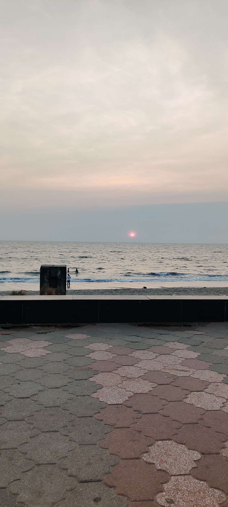 Kozhikode Beach Chessboard - Kozhikode Beach Chessboard, 7Q2C+X8F, Mananchira, Kozhikode, Kerala 673032, India