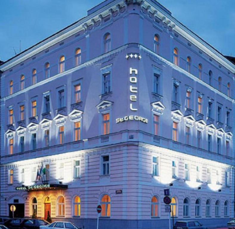 Hotel Saint George - Hotel Saint George, Tyršova 1803/2, Nové Město, 120 00 Praha-Praha 2, Czechia