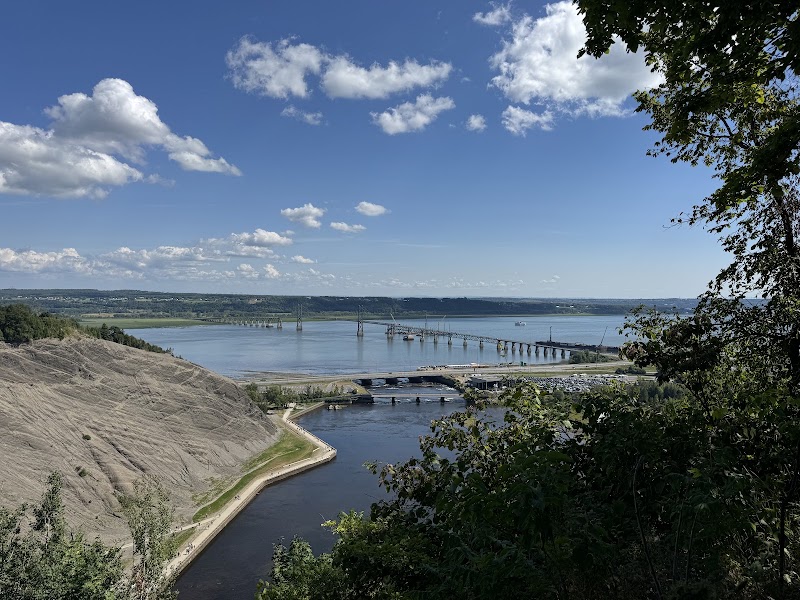 Montmorency Falls - Montmorency Falls, Québec City, QC G1C 2H1, Canada