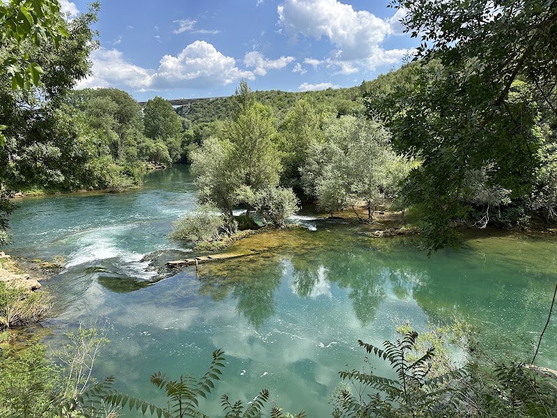 Kravica Waterfall - Kravica Waterfall Zvirići 88320, Bosnia and Herzegovina