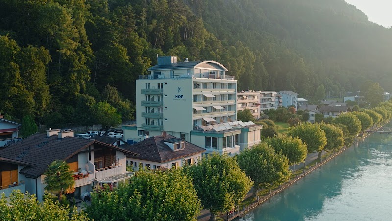 HOP Apartments & Suites - HOP Apartments & Suites Obere Goldey 85, 3800 Unterseen, Switzerland